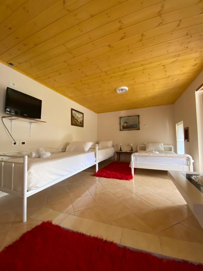 Marko'S House Gjirokaster Luaran gambar